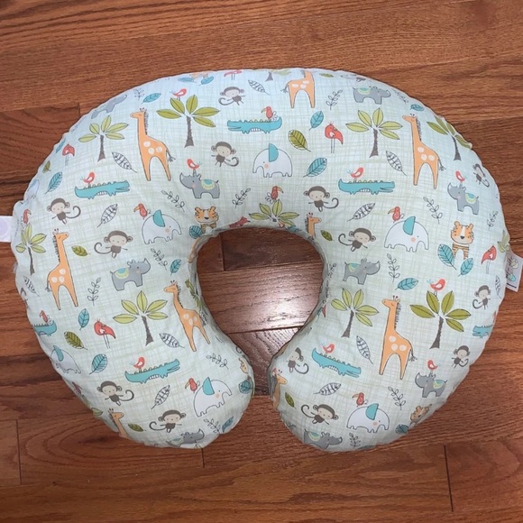 safari boppy pillow